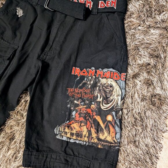 SOLD Brandit Iron Maiden Licensed Men's Shorts Number of the Beast Medium NWT - Picture 3 of 11